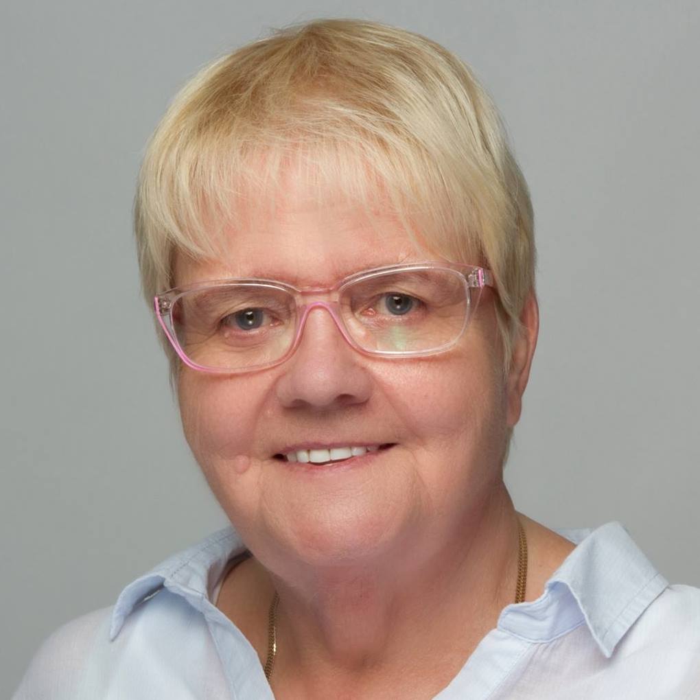 Avatar of Bette Reynolds
